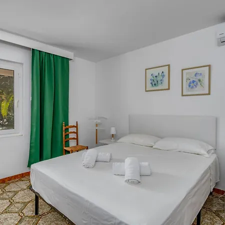 Alcornoque By Interhome Marbella