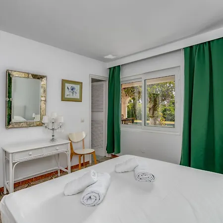 Vakantiehuis Alcornoque By Interhome
