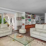 Alcornoque By Interhome * ماربيا